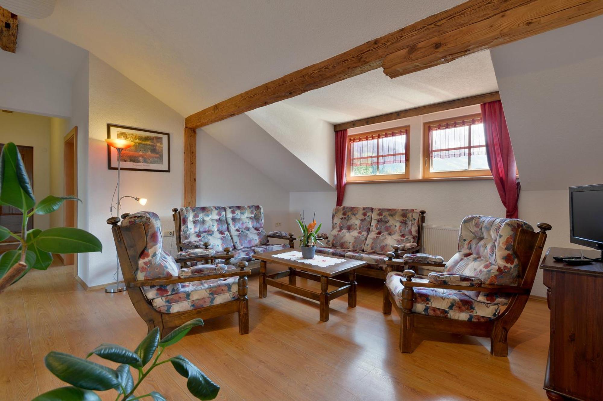 Ferienhaus Hoellwarth ชตุมม์ ห้อง รูปภาพ